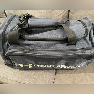 Under Armor Duffle Bag L